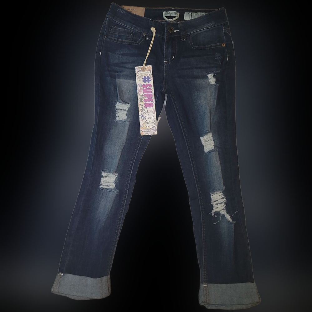 New W/Tags Woman's BUTT I Love You M Cropped Distressed Capris Size 1